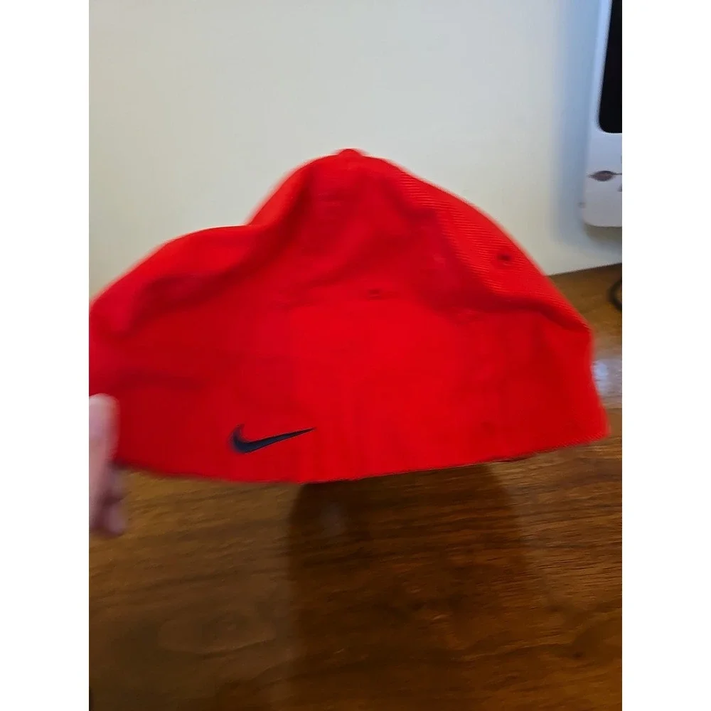 Vintage Nike NBA New Jersey Nets Swoosh Flex Hat Red Trucker Cap NHFT01785NT4FLX